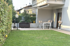 Feletto bicamere con grande giardino